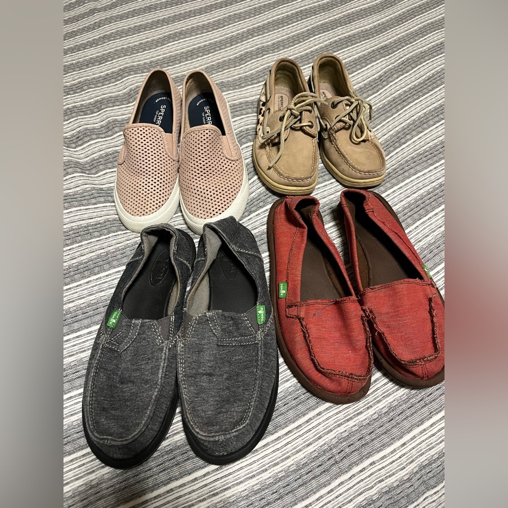 HOT DEAL!!.. 4-super comfy - gently used pairs -Sperry (2,) & Sanuk(2)
